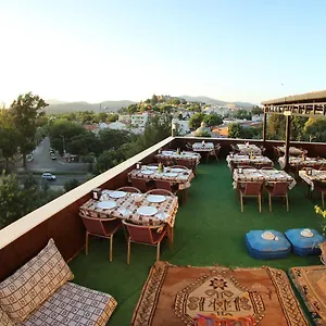 Hotel Canberra, Selcuk