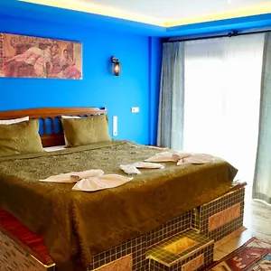 Rebetika Hotel&bistro Hotel